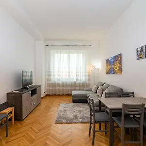 Apartment Vittoria 2