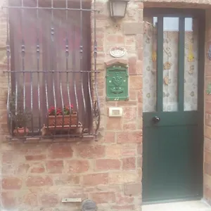 la-petite-maison-campagnatico.it-tuscanyhotel.com/
